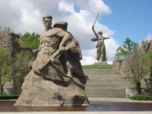 День разгрома фашистских войск под Сталинградом