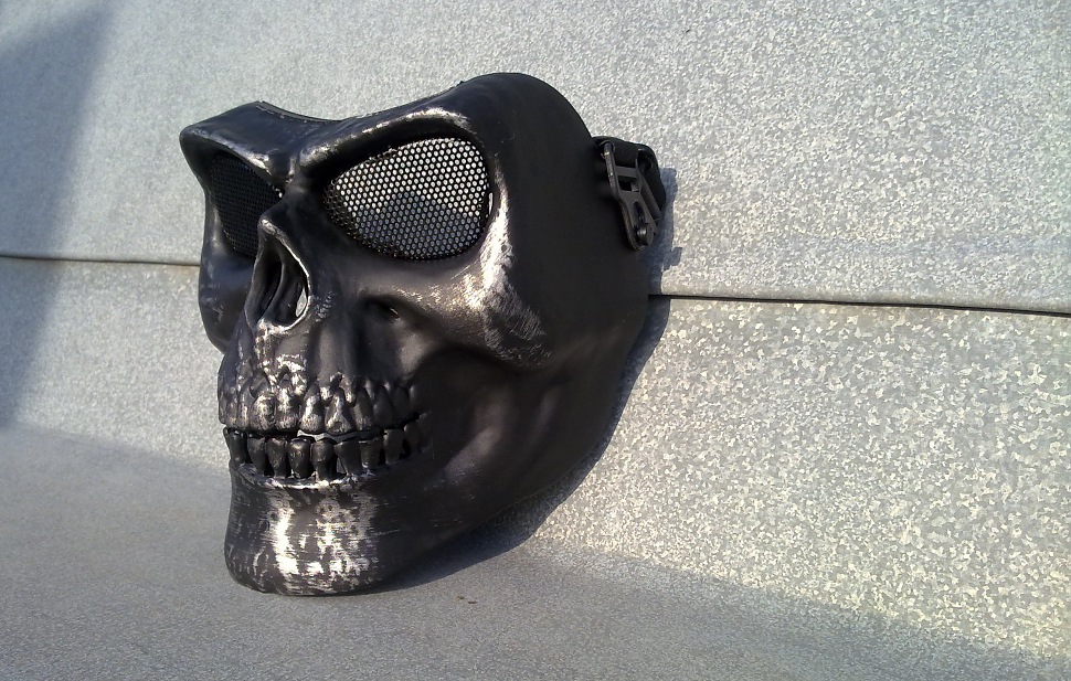 Хотите купить защитную маску череп?